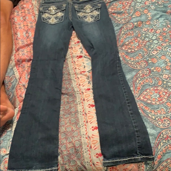 Jeans - Picture 2 of 3